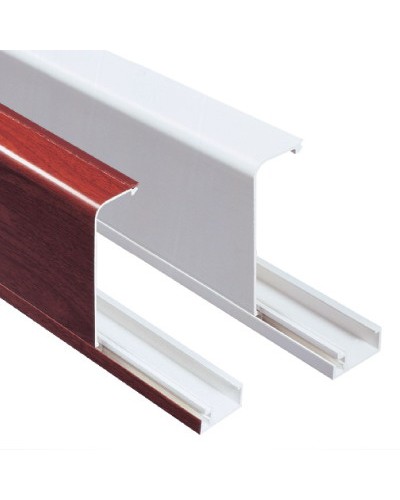 Короб плинтусный 100х40 мм белый DKC AIR10040 в Нижнем Новгороде Кабель-канал Pintop.ru