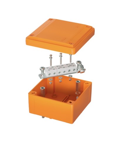 Коробка пластиковая FS с гладкими стенками и клеммниками IP56 100х100х50мм 6р 450V,6A, 4мм.кв DKC (FSB10604) в Нижнем Новгороде Распределительные коробки Pintop.ru