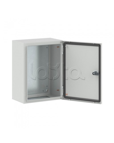 Корпус ST со сплошной дверью и с М/П (400x300x200 мм) DKC (R5ST0432) в Нижнем Новгороде Щиты электрические Pintop.ru