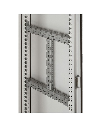 Траверс многофункциональный Legrand 048033 в Нижнем Новгороде Аксессуары для стоек и шкафов Pintop.ru